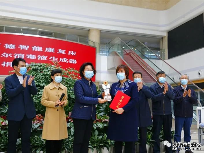 ˹�����������������ҽ�����ʣ���һ�ٶ�̫�а���