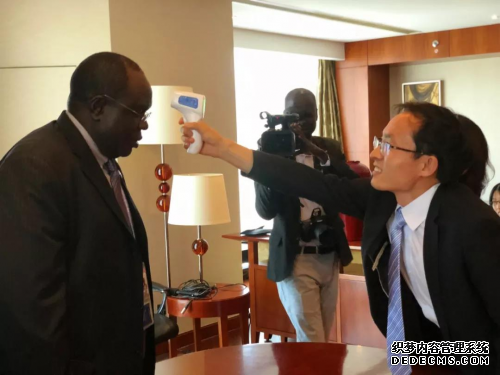 �����յ�ͬ�Ŀ��ߣ����������������¼Ƽ������һ��