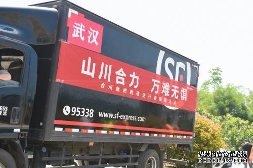лл ǵ
