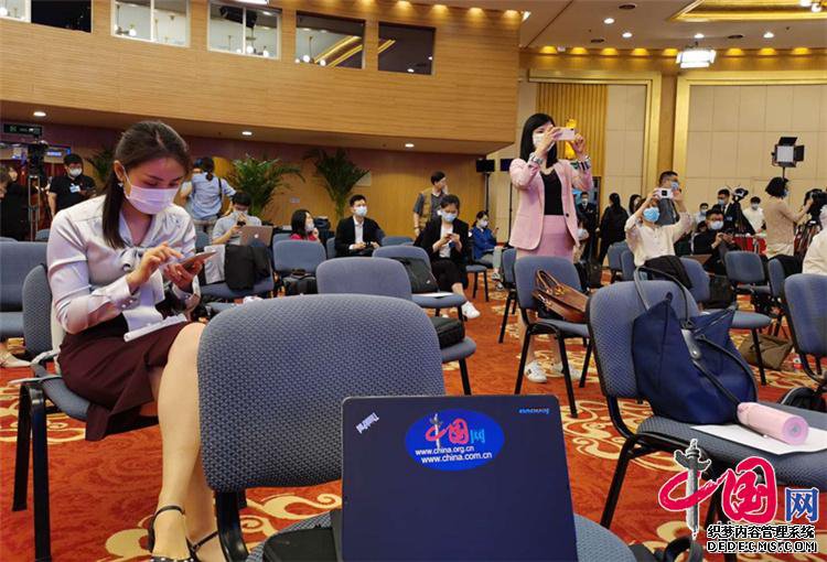 ȫ����Эʮ�������λ������ŷ�����1Сʱ���ٿ� ����������Ƶ��ʽ