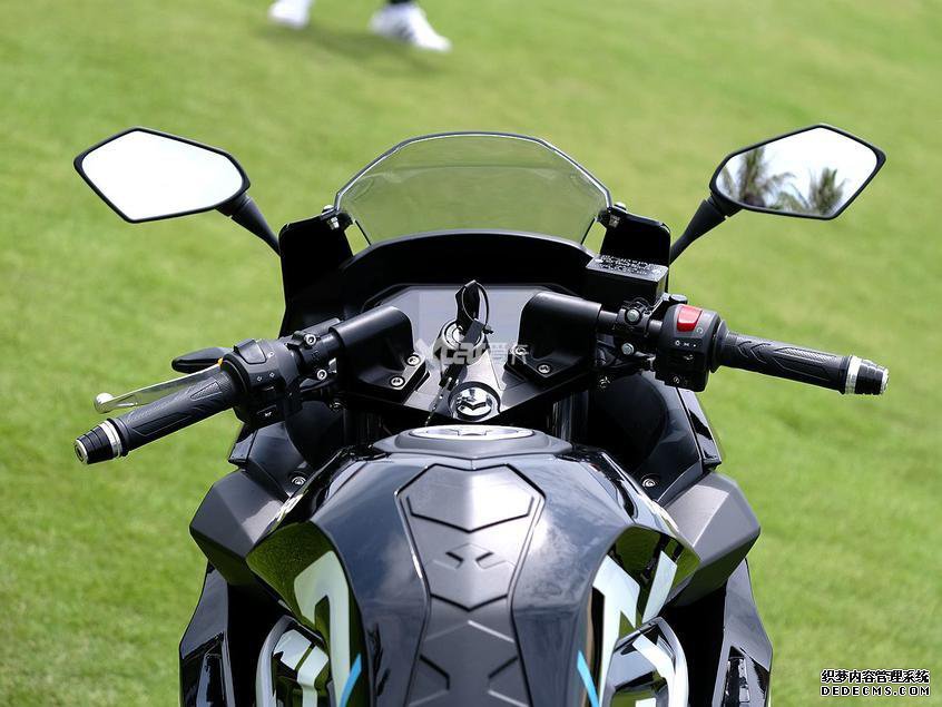 台荣;创台车业;GP1;GP1 250R 台荣;创台车业;GP1;GP1 250R