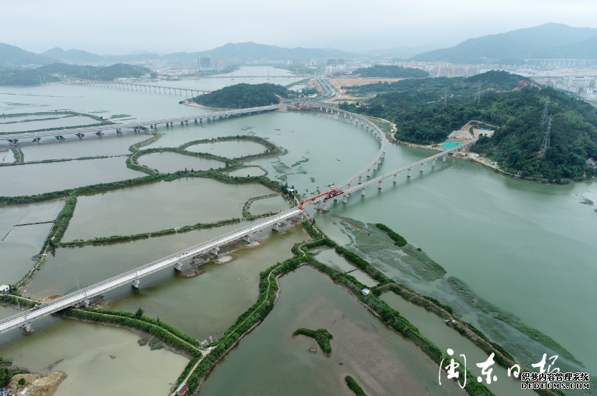 宁德汽车基地铁路专用线全线完成铺设