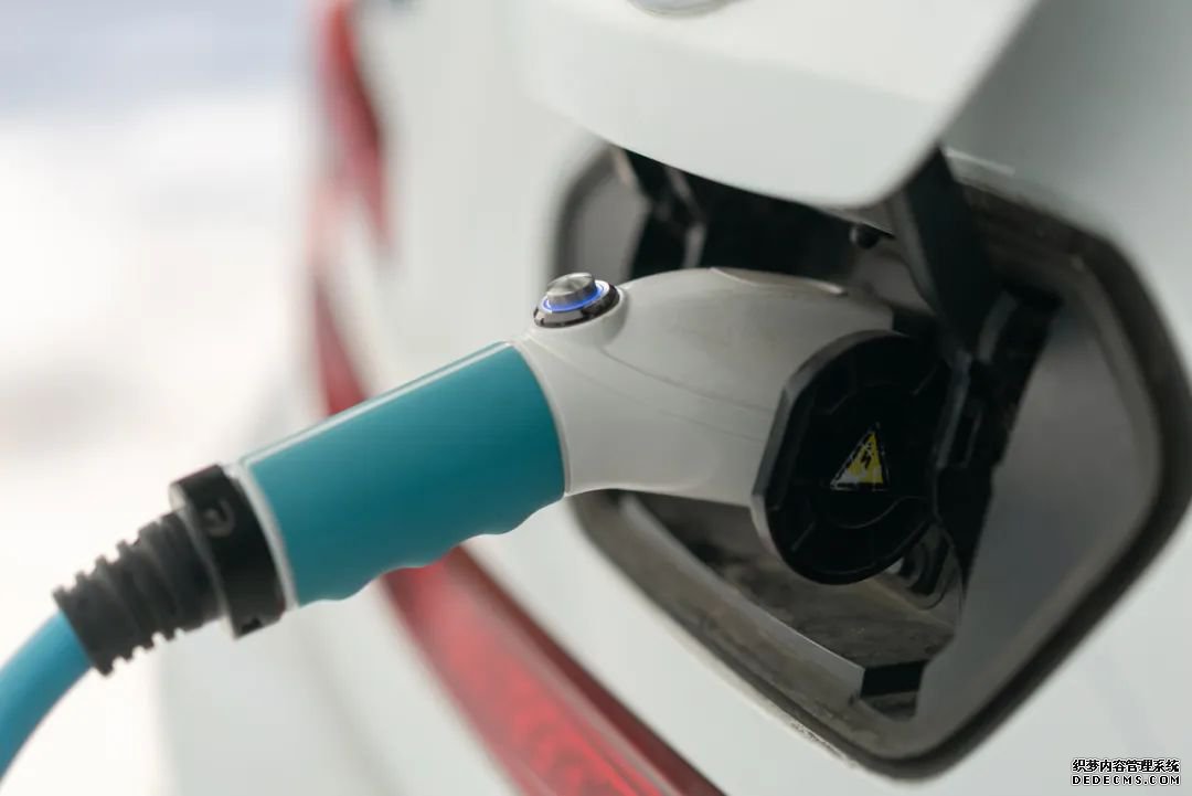 �ι����ܿƼ�IPO���� ��ķ�ա��󶨡��ƴ��嶯����ص�һ��������Ϊ��