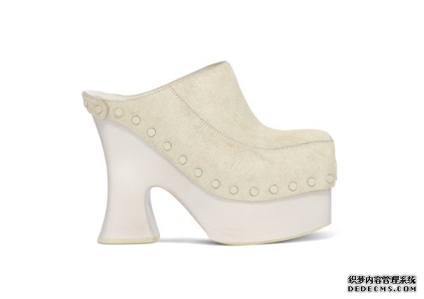UGG + ECKHAUS LATTA 2020ϵذ