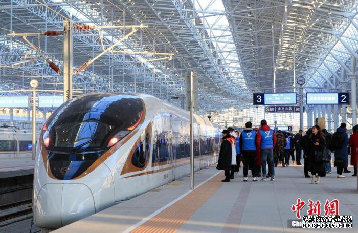 ͼڳ˸С<a target='_blank'  data-cke-saved-href='http://www.chinanews.com/' href='http://www.chinanews.com/'></a>  
