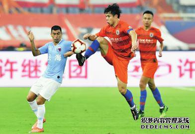 点击查看大图 莱昂纳多参加合练 周海滨即将归来