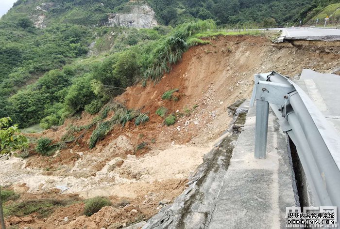 ����һ����·�����������̮�� ��ͨ�ѷ��