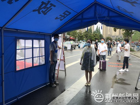 今天,长江大学迎来首批返校毕业生!