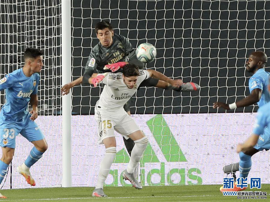 (体育)(3)足球——西甲:皇家马德里胜巴伦西亚