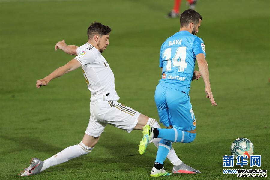 (体育)(10)足球——西甲:皇家马德里胜巴伦西亚