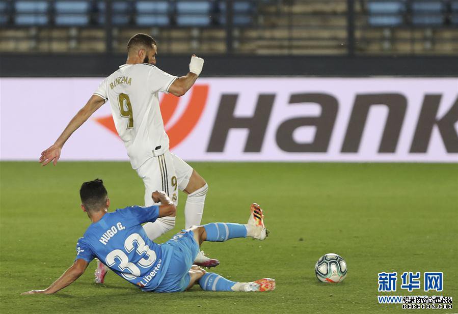 (体育)(8)足球——西甲:皇家马德里胜巴伦西亚