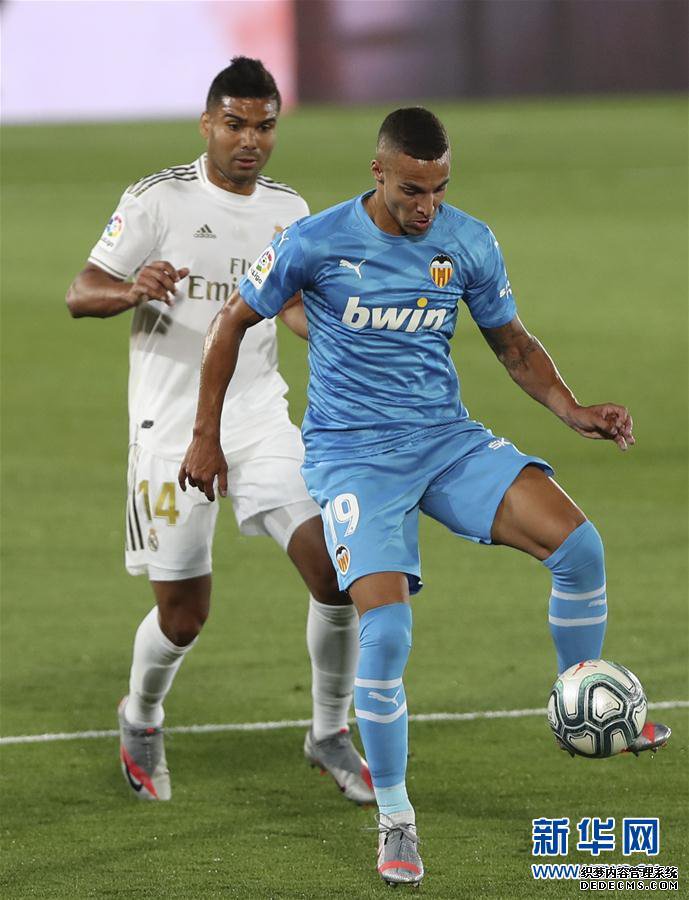 (体育)(4)足球——西甲:皇家马德里胜巴伦西亚