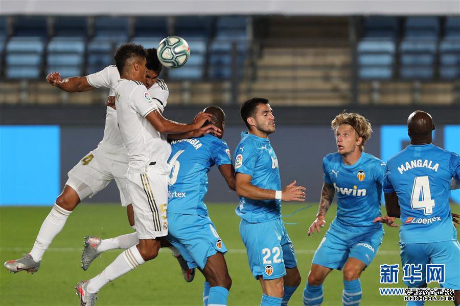 (体育)(6)足球——西甲:皇家马德里胜巴伦西亚