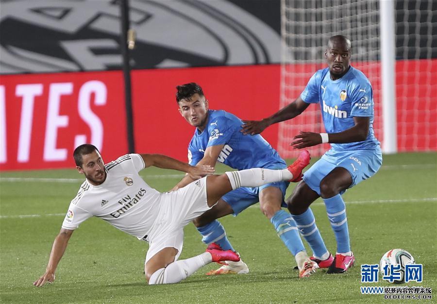 (体育)(9)足球——西甲:皇家马德里胜巴伦西亚