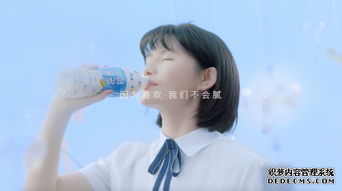 гˬ Ϯ