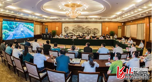 �ӱ����й�����԰���̻����������ٿ� �����н����˾�������