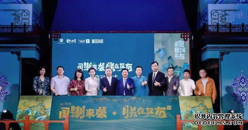 新国货左右沙发,展示国潮魅力新风采