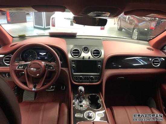 2020款宾利添越4.0T四座港口优惠行情