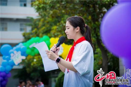 �ж�ĸУ ׷���ഺ