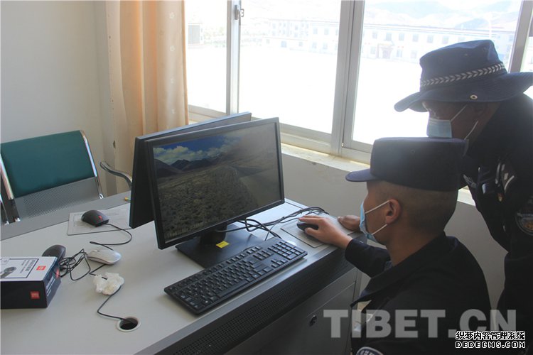 ů�ģ������ο���徰�����ⶪ�ֻ� �����񾯽������һ�