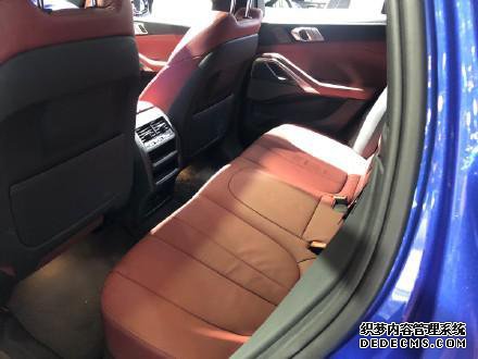20X6SUV±