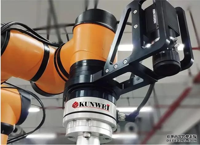 ���������ʱ������߸�ʽ���µķ����ߺͳɾ���