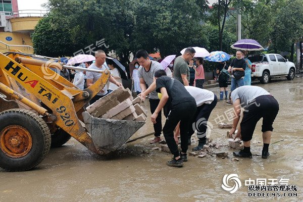 �������ϵȵ�������ǿ ���ϸ��¡��־�ս�����ڼ���