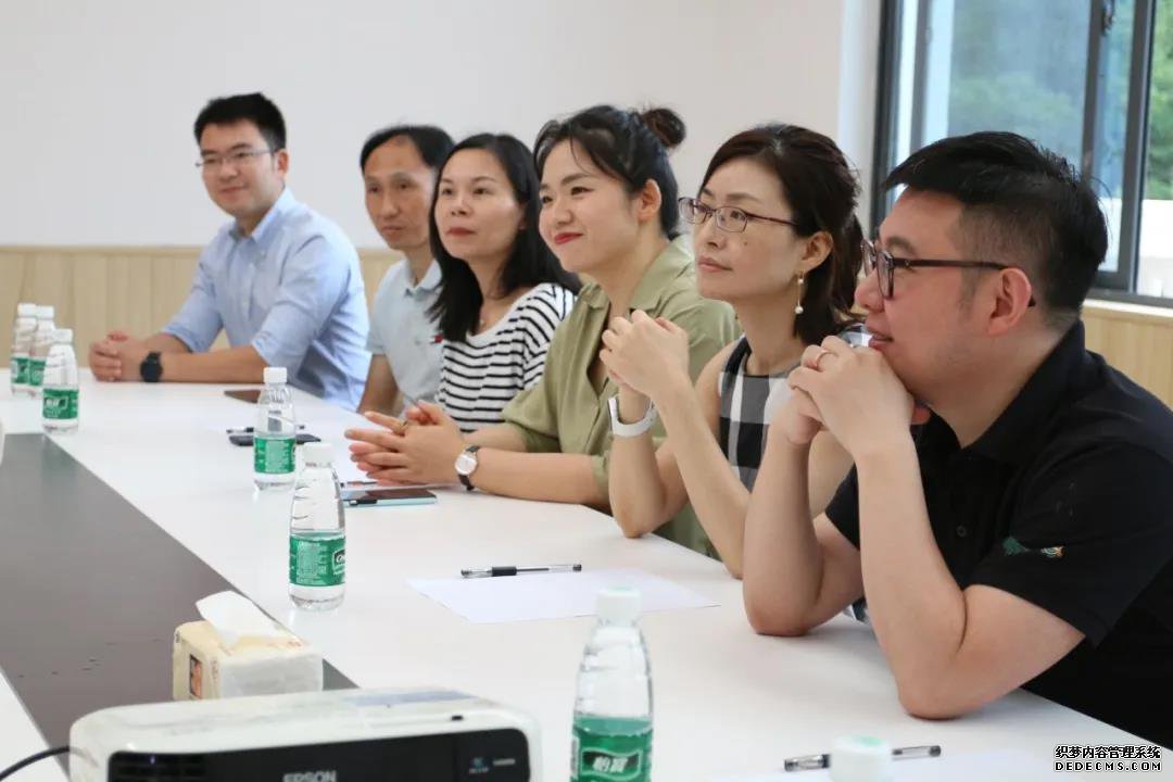 天行创世纪学校与新东方南昌学校合作签约仪式圆满举