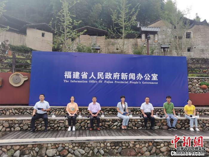 20�գ�����ʡ����ʤȫ��С�� ��ս��ƶ���ᡱ������߼�������µ�����С���Ϥ���������ŷ�������׳������ٰ��ʡ���ƽ鷢���ᡣ��֣���� ��