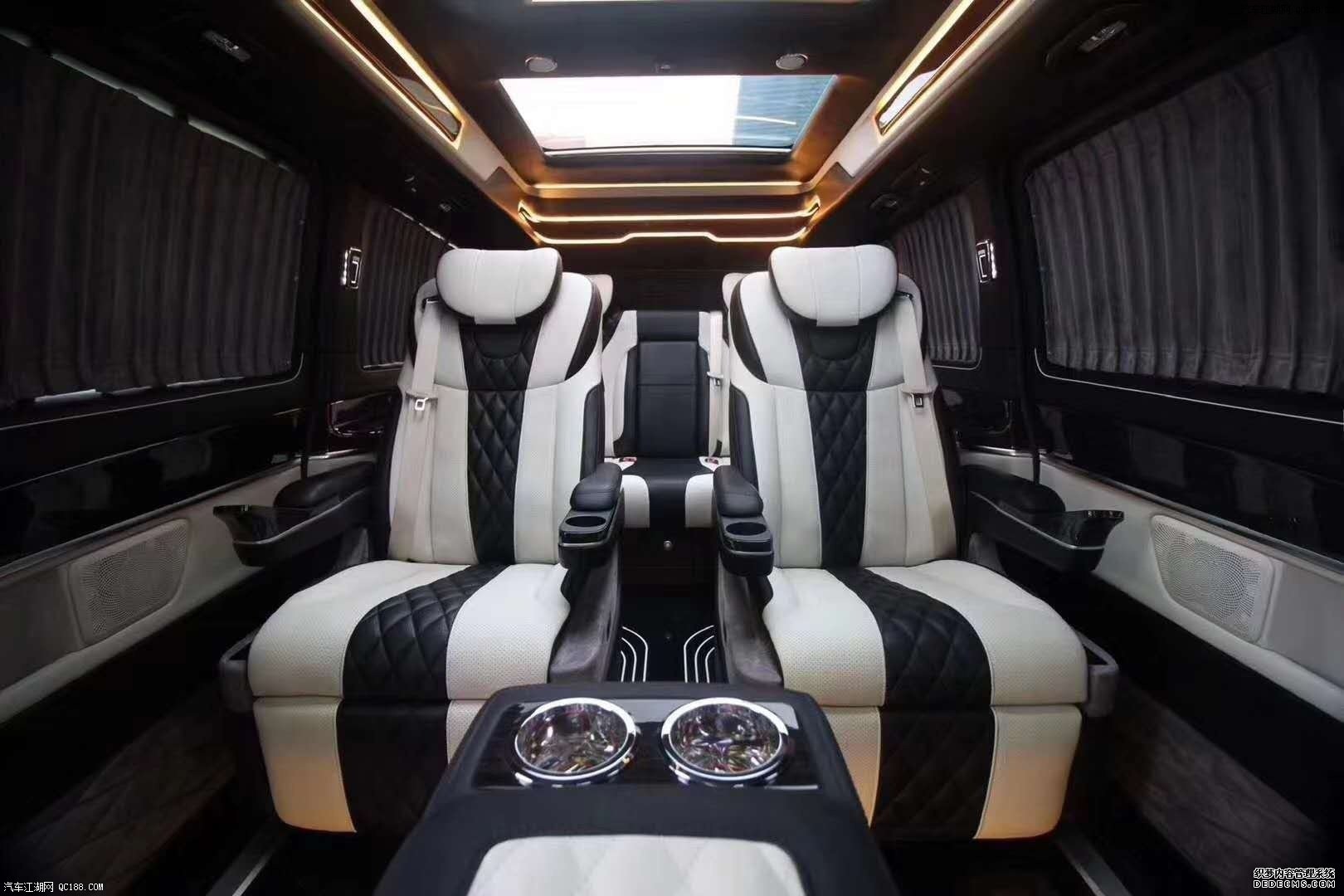 2020款福建奔驰V260迈巴赫版配置解读