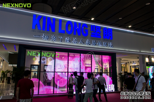 晶泓科技LED光电玻璃屏“建材新物种,幕墙黑科技”
